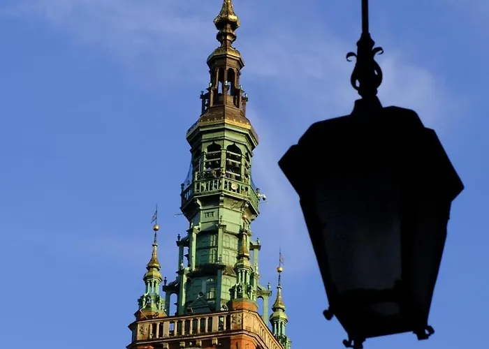 Apartament Przy Krzywym Drzewie - Old Town Apartman *